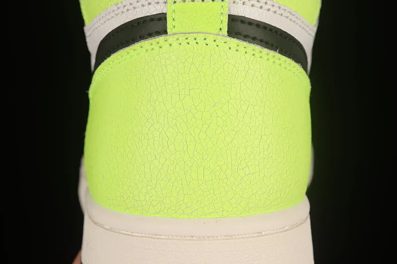 All categories Air Jordan Jordan series basketball shoes Air Jordan 1 High Air Jordan 1 High OG "Volt" AJ1 Joe 1 new fluorescent green 555088-702